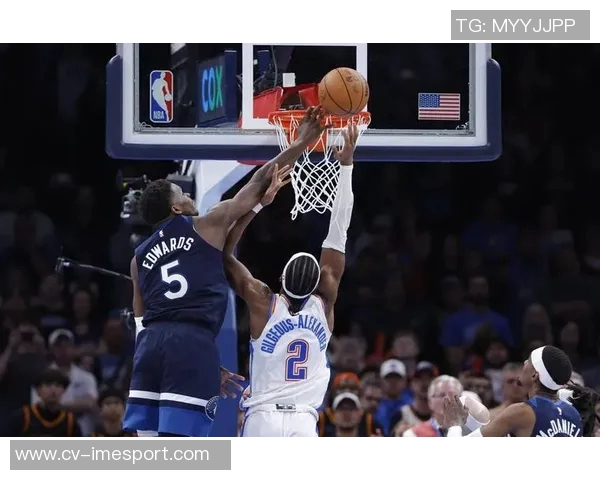 爱德华兹末节发力拿下7分全场24投仅中7三分球表现不佳